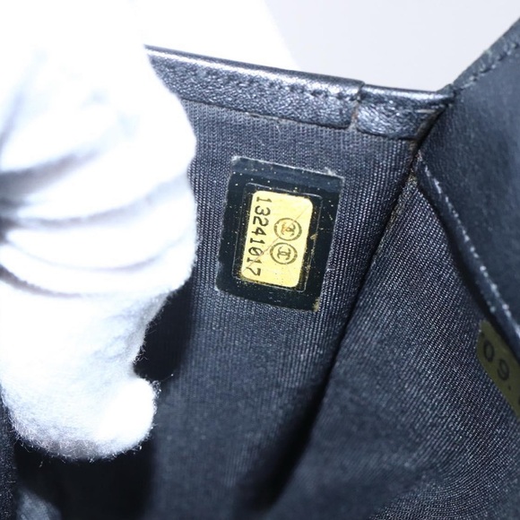 Chanel  Black trifold wallet - Picture 6 of 7